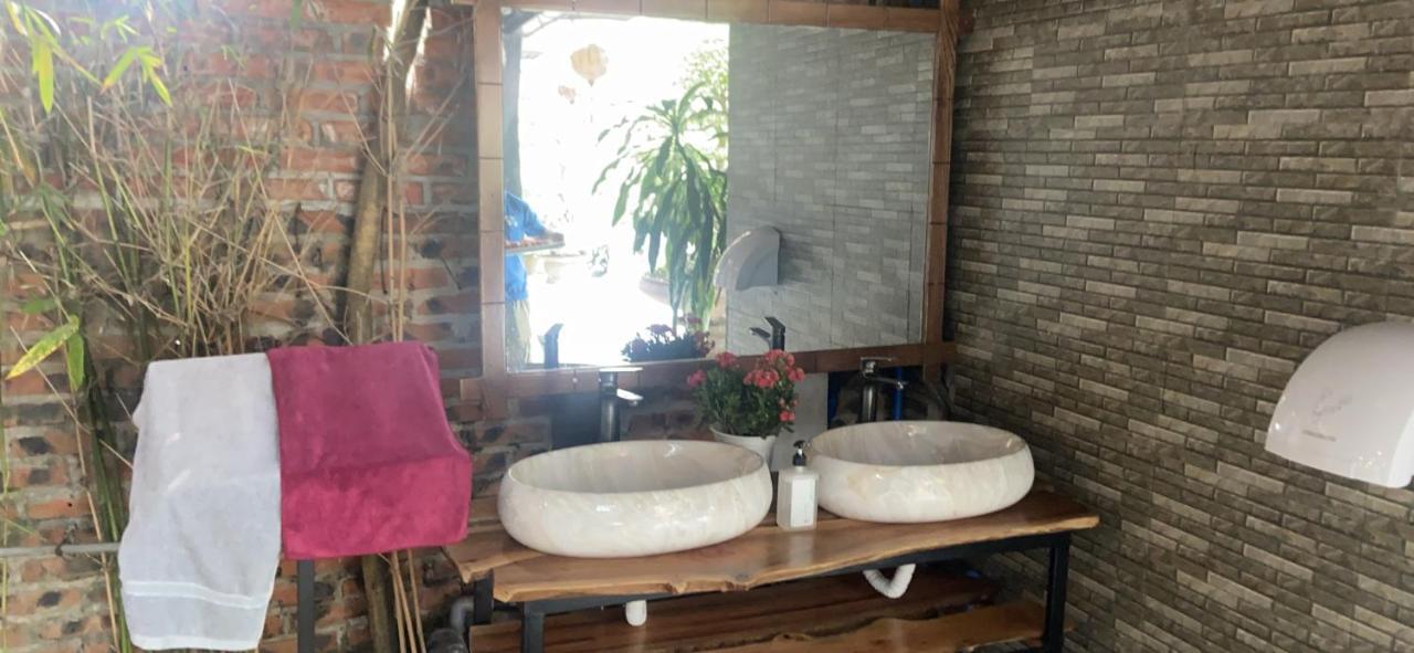 Camellia Eco Home &Tra My Restaurant Ninh Binh Esterno foto